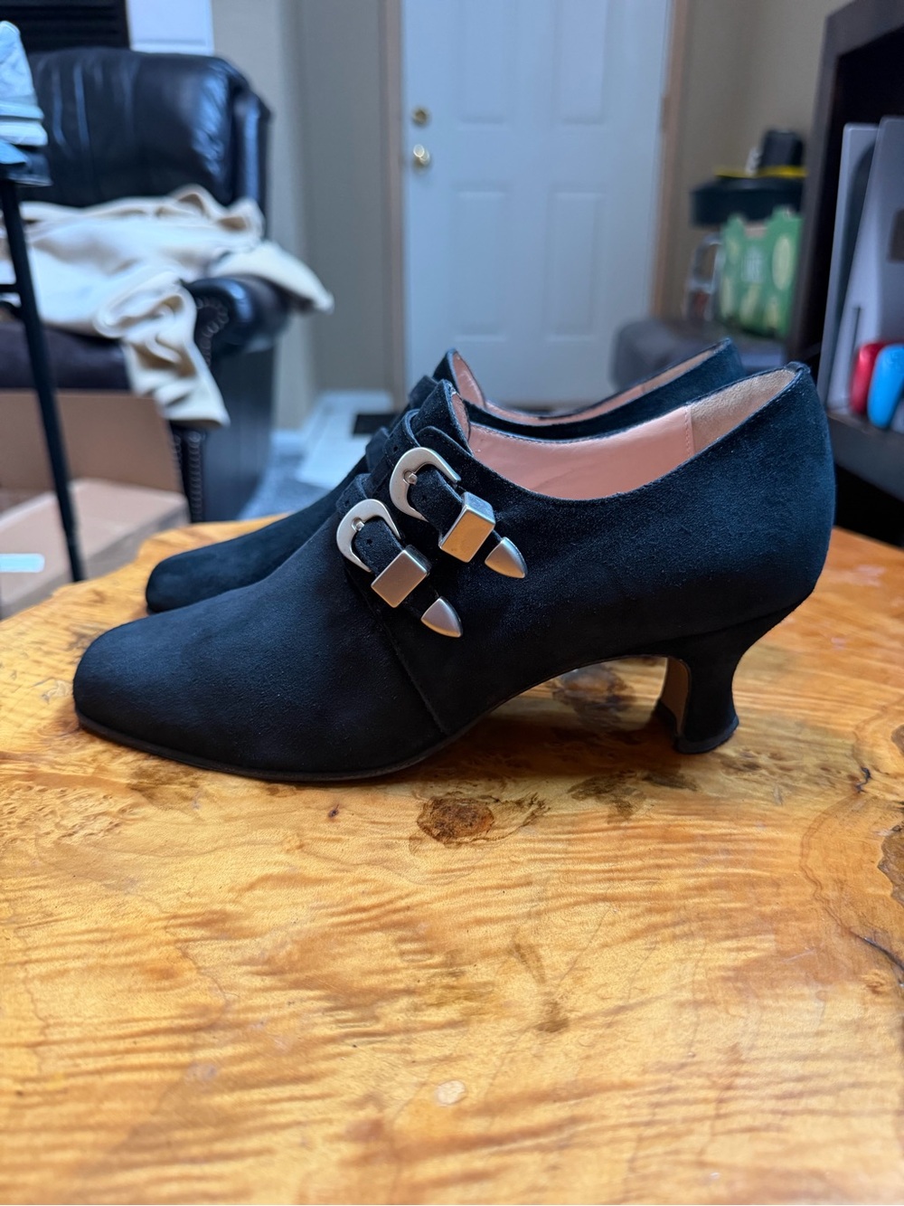 Anyi Lu Black Suede Double Monk Strap Heels Pumps Women’s Size 8 / EU 38.5